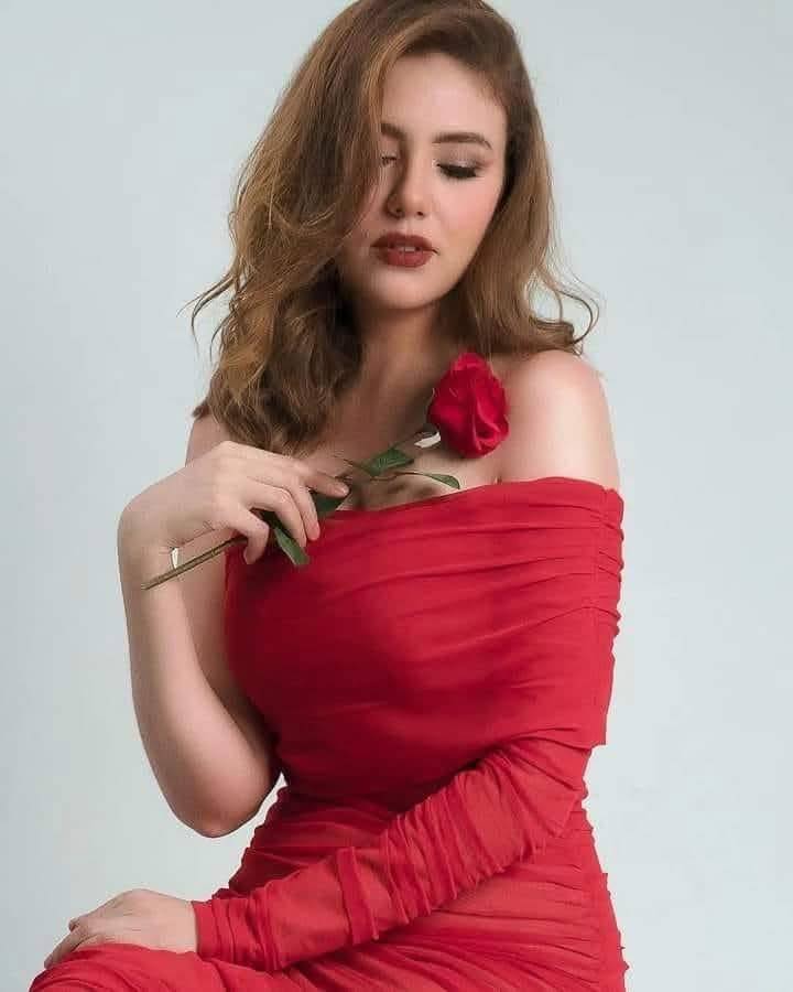 رحمة حسن: ملامح ملكية في قلب "صوت المرأة".. هكذا ينتظرها عشاق الفن الراقي 30 616009312 1494825519189672 5369581823778651306 n