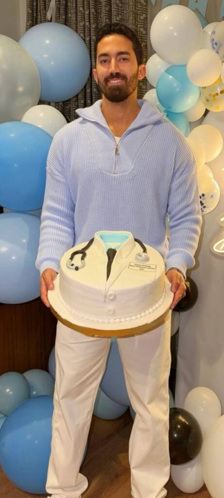 في ليلة يملؤها الحب.. مي عز الدين تحتفل بعيد ميلاد زوجها أحمد تيمور 29 623787639 911486374775490 2521350154802243092 n