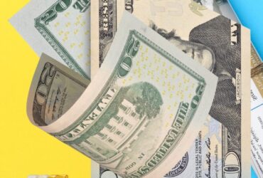 سعر الدولار اليوم السبت 3 يناير 2026 في ماكينات الصراف الآلي والبنوك.. استقرار بالتزامن مع عطلة البنوك